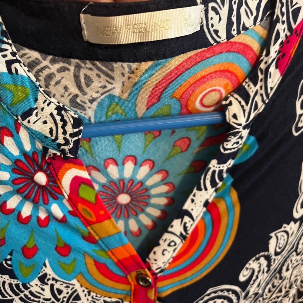 Vibrant Boho Patterned Top - Picture 3 of 3